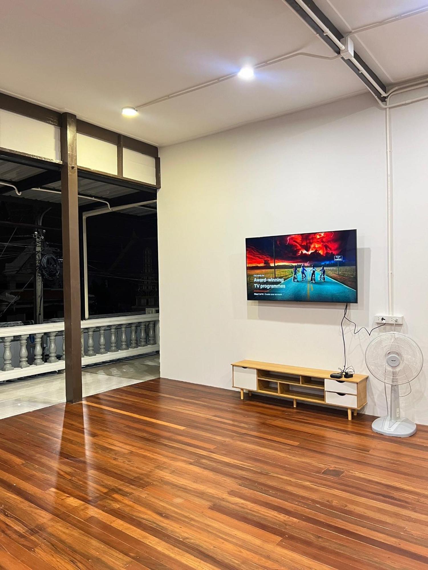 Auberge de jeunesse House Ju à Bangkok Extérieur photo